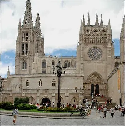 Pensión Monjes De La Biblioteca *